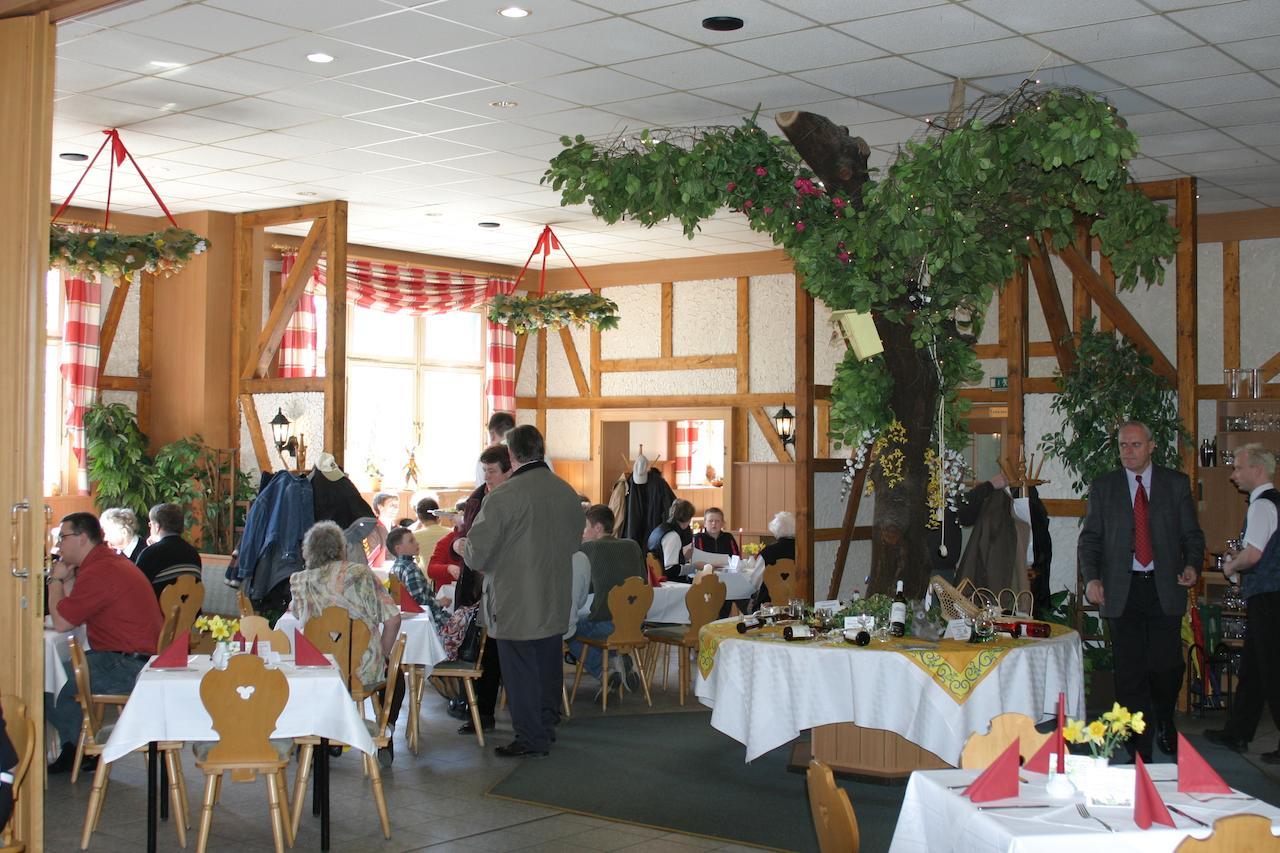 Hotel Restaurant Am Kriebsteinsee Kültér fotó